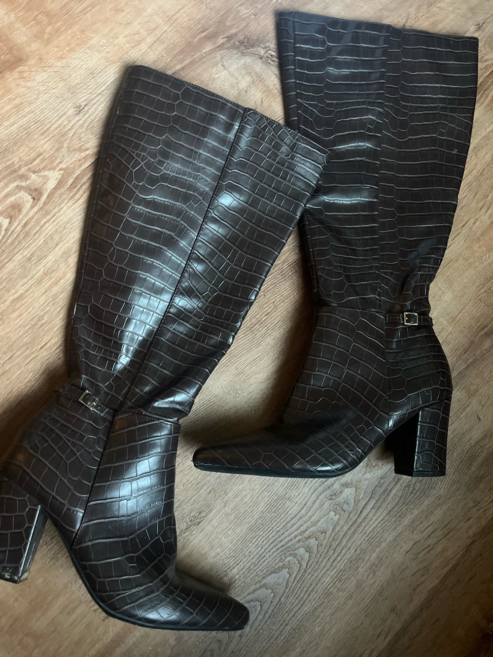 LifeStride Brown Croc Embossed Knee High Heeled Boots Size 7.5W